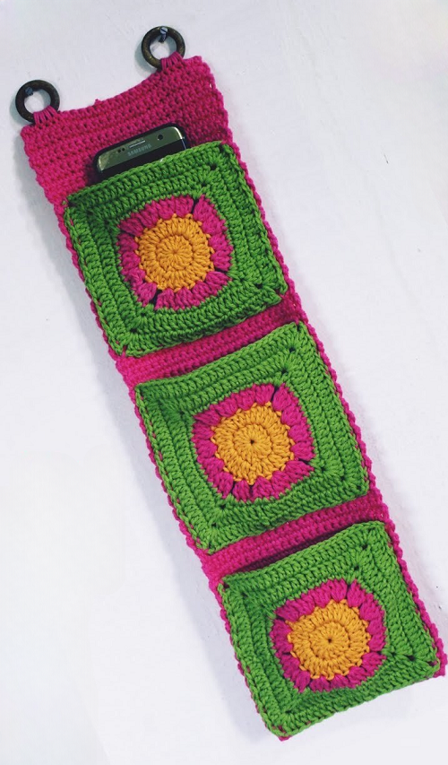 Crochet floral wall pocket 