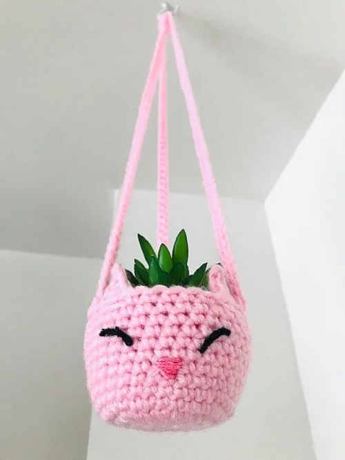 Mini Kitty Amigurumi Plant Hanger