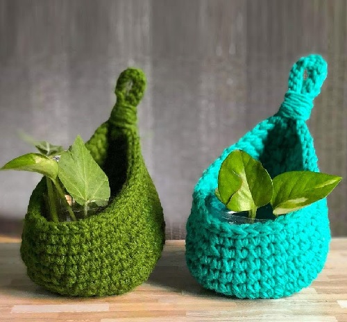 crochet plant pod