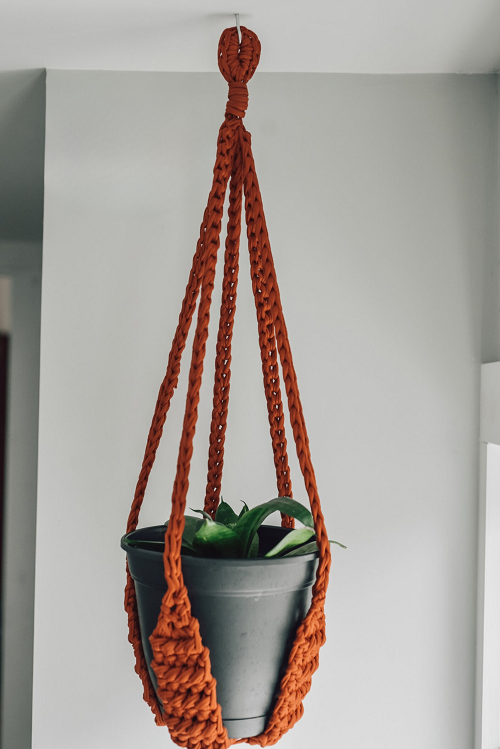 easy to crochet plant hanger