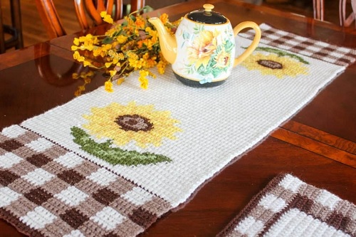 Crochet sunflower table runner free patterns