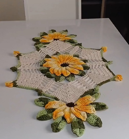 Crochet sunflower table runner 