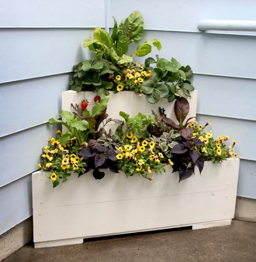 corner plant stand