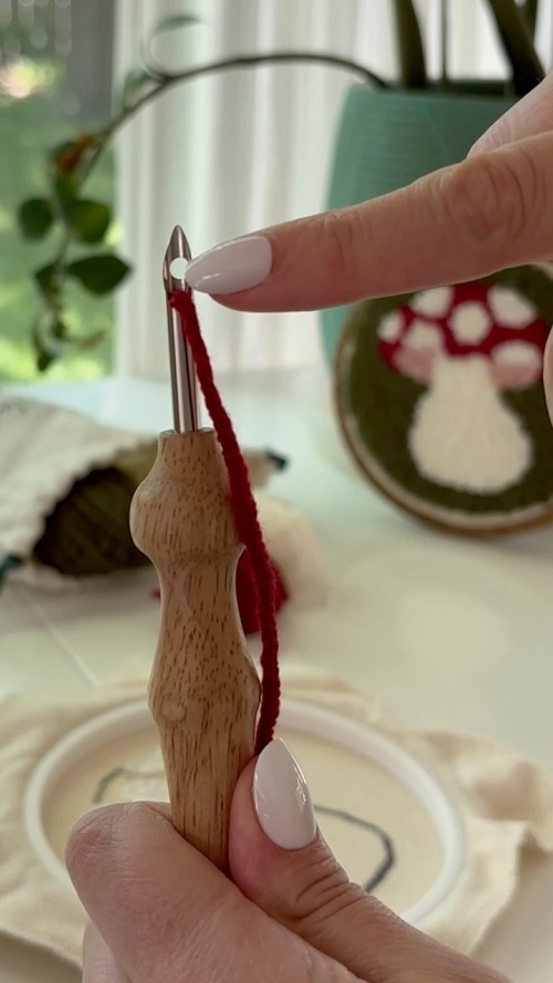 How to Thread a Punch Needle