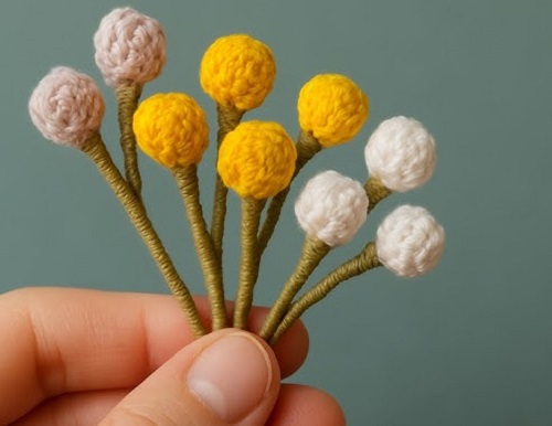 crochet daisy bud