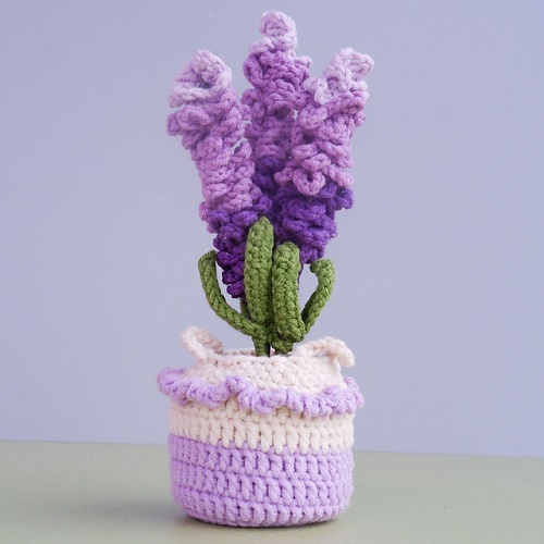 crochet lavender plant in pot