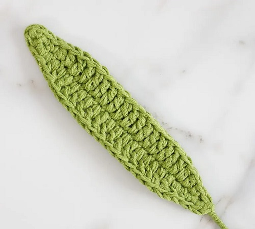 crochet tulip leaf