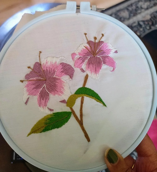 Botanical Embroidery Hoop Art Tutorial 2