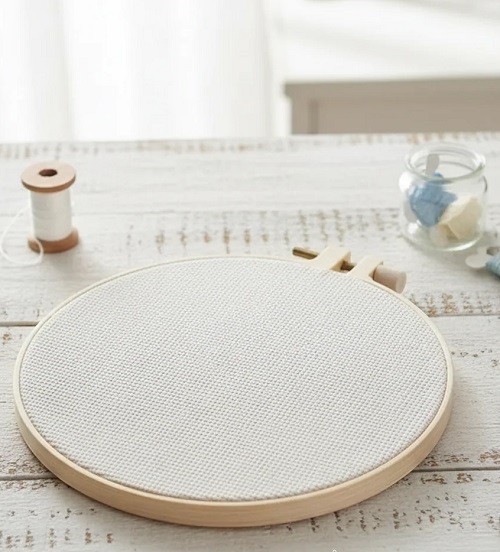 Embroidery hoop