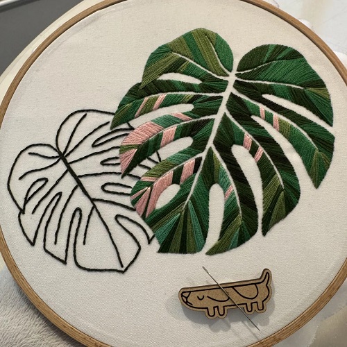 Fill the Leaf With Long and Short Stitch