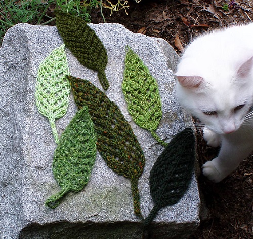How to Make Crochet Leaves Stay Upright
