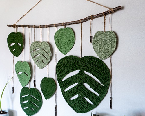 Crochet Leaves wall hanging