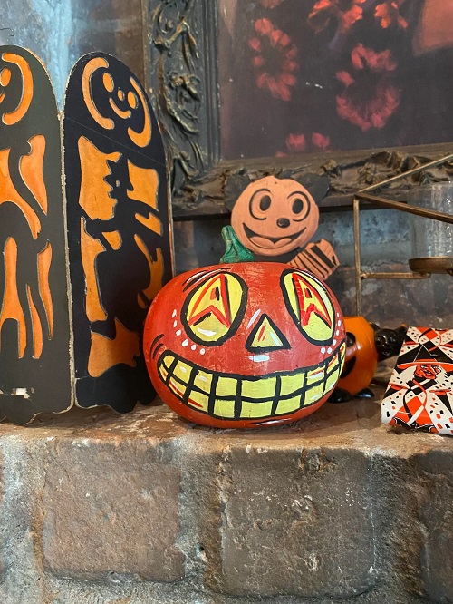 How to Display Your Paper Pumpkins